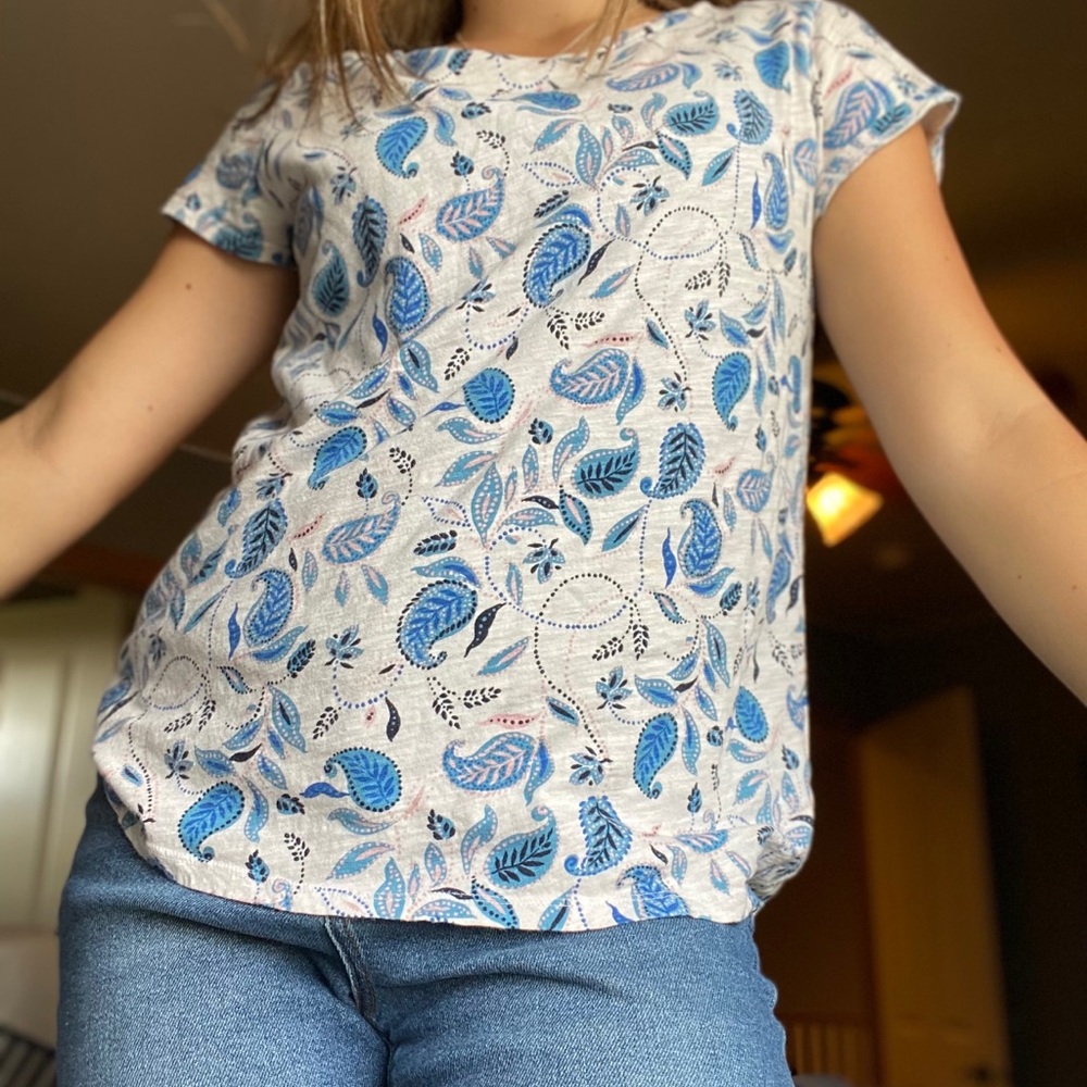 Tee shirt